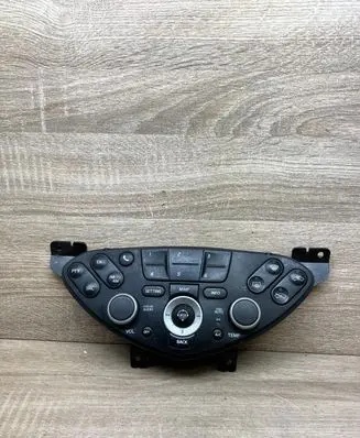 Nissan Primera Climate control unit 28395AV621