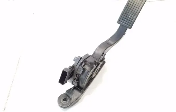KIA Ceed Accelerator throttle pedal