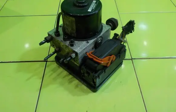 Citroen C-Crosser ABS Pump 06210209364