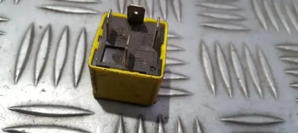 Land Rover Freelander Other relay V23134B52X127 V23134-B52-X127