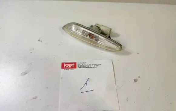 BMW 3 E90 E91 Front fender indicator light