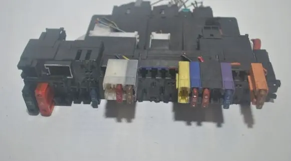 Mercedes-Benz S W220 Fuse module A0265455332