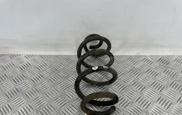 Nissan X-Trail T32 Rear coil spring
