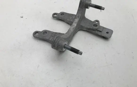 Volvo XC40 Driveshaft support bearing bracket 31437845