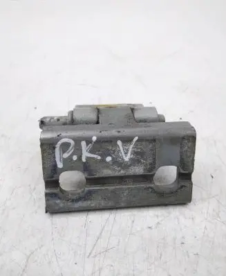 Volvo XC90 Front door upper hinge