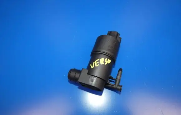 Toyota Verso Windscreen/windshield washer pump 853300F020