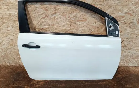 Opel Combo D Front door