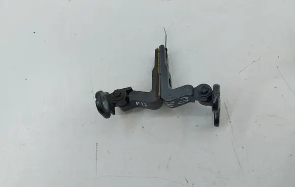 Volvo V40 Front door hinge set A046572 31352690