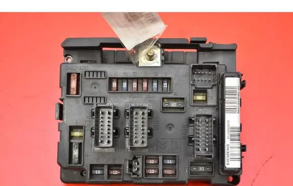 Fuse box set