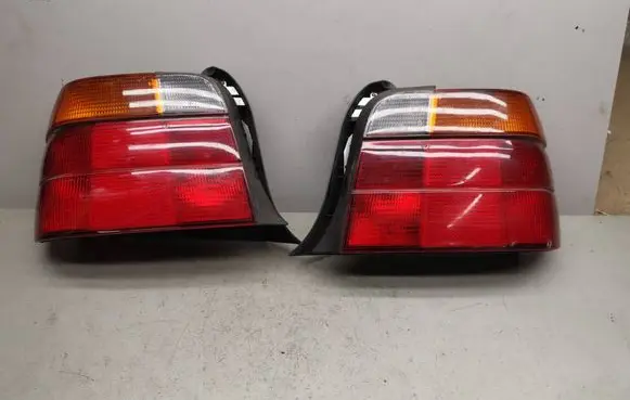 BMW 3 E36 Rear/tail lights set 8357871 8364934