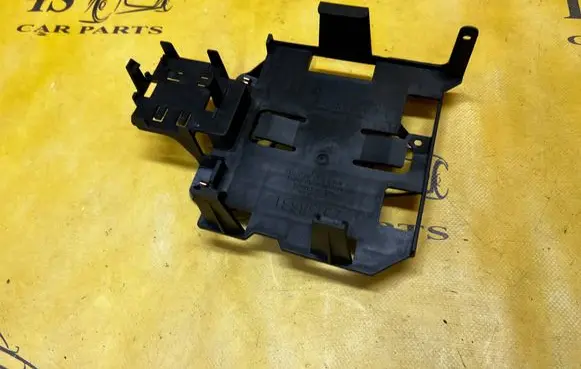 Chevrolet Camaro Sound amplifier holder/bracket 23158331