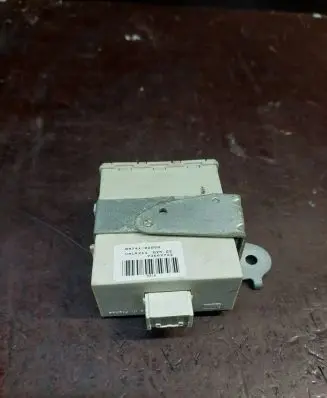 Toyota Corolla E120 E130 Door central lock control unit/module 8974102050 73662712