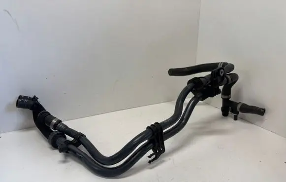 Audi E-tron GT Engine coolant pipe/hose 9J1815561