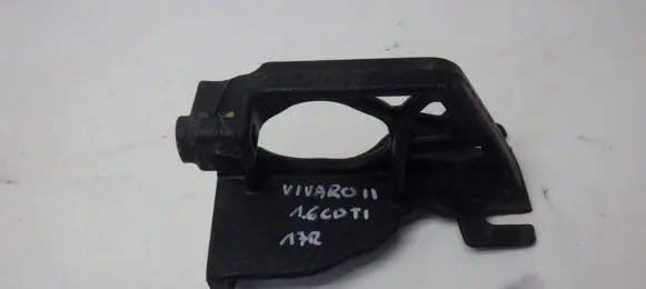 Opel Vivaro Engine mounting bracket