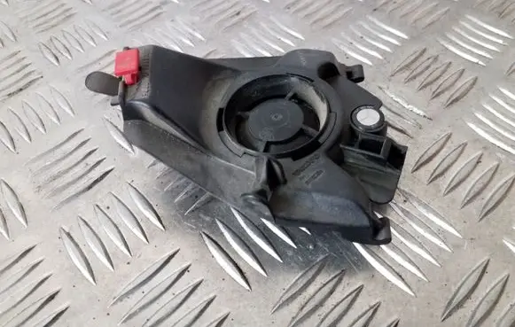 Front door high frequency speaker