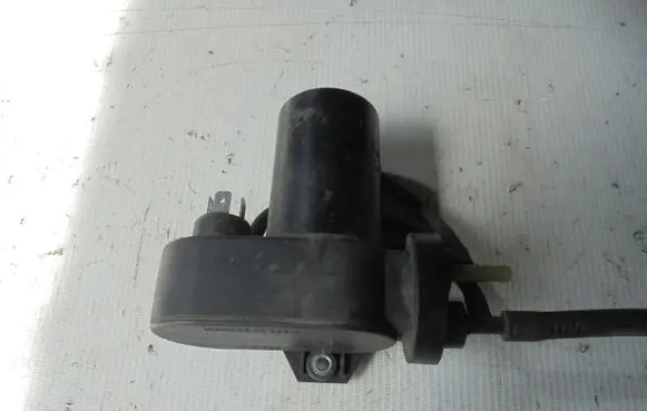 Jaguar XJ SERIE 3 Central locking vacuum pump 003572