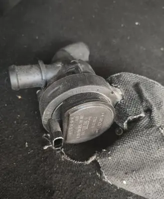 Skoda Octavia Mk3 (5E) Water pump 5G0965567B 0392023212