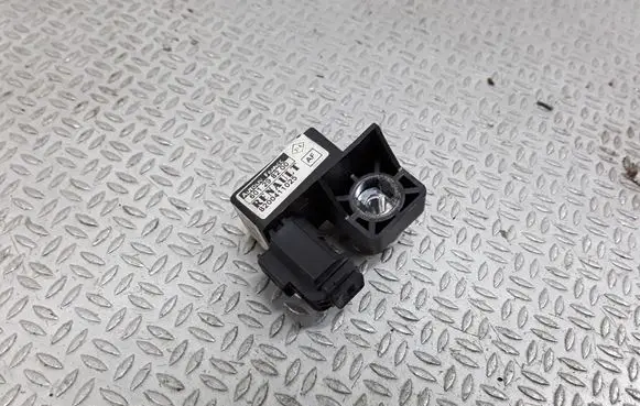 Renault Megane II Airbag deployment crash/impact sensor 8200411025