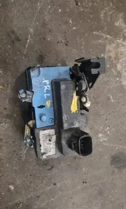 Volvo S60 Front door lock