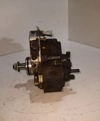 Renault Master II Fuel injection high pressure pump H8200041766 0445010033
