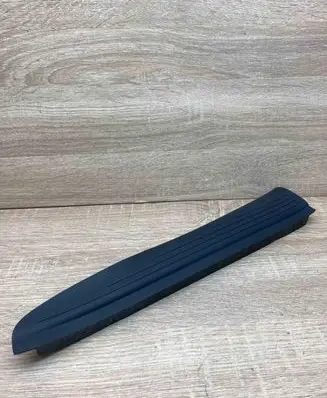 Mercedes-Benz E W211 Rear sill trim cover A2116800635