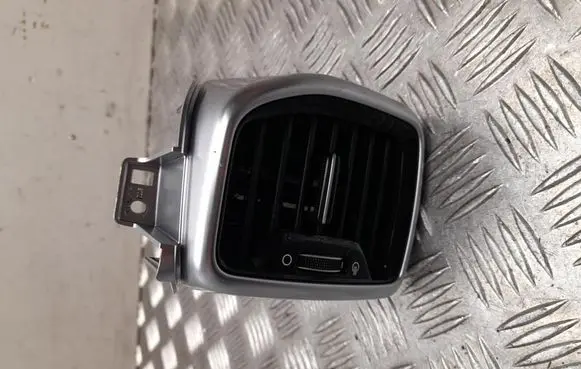 KIA Sportage Dashboard side air vent grill/cover trim 97480F1BB0QB1