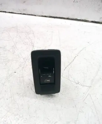 Volkswagen Touran I Electric window control switch 1F0959527