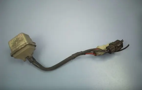 Mazda 626 ABS relay 461814B0003 GJ250