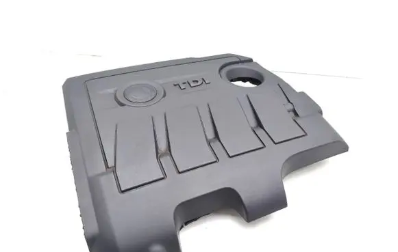 Engine cover (trim)