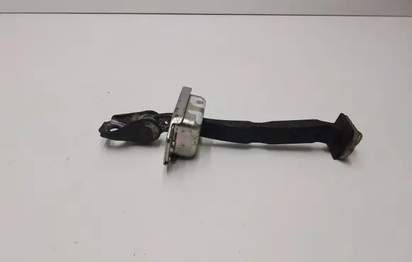 Nissan Qashqai Front door check strap stopper