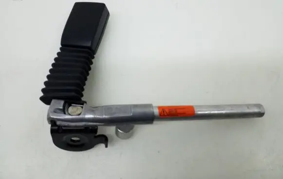 Mercedes-Benz CLC CL203 Rear seatbelt buckle A2038601769