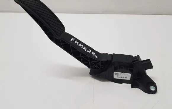 Ford Puma Accelerator throttle pedal H1BC9F836A1E 6PV01255030