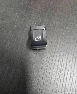 BMW X5 G05 Electric window control switch 9327031
