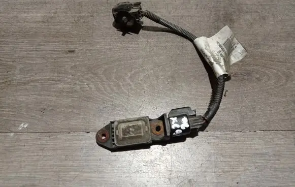 Volvo XC90 Airbag deployment crash/impact sensor 30724677 8691056