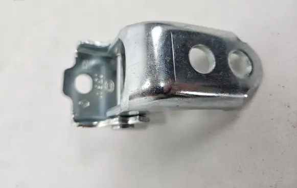 Renault Talisman Front door lower hinge 804000600R