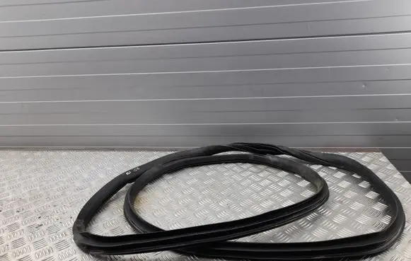 Ford F150 Front door rubber seal FL3Z1520708A FL3Z1520708