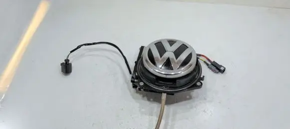 Volkswagen PASSAT B8 Tailgate handle with camera 3G0827469F