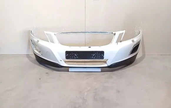 Volvo XC60 Front bumper 30763408 30763412 31290432