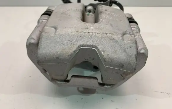 BMW X4 G02 Rear brake caliper 6887385