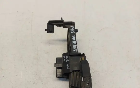 Audi A8 S8 D5 Front seatbelt