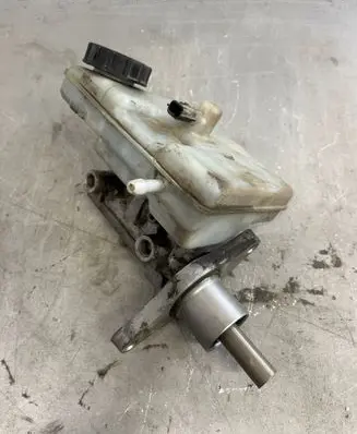 Renault Master III Master brake cylinder 03350890491