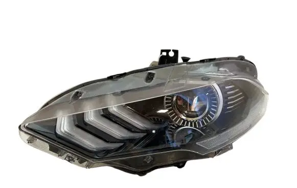 Ford Mustang VI Headlight/headlamp JR3B13006