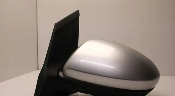 Mazda 2 Front door electric wing mirror 