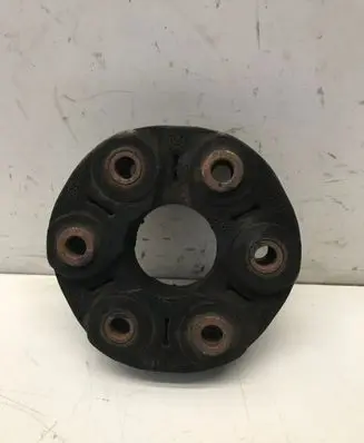 BMW 5 F10 F11 Rear prop shaft donut coupling/joint 7546425