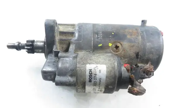 Volkswagen Transporter - Caravelle T4 Starter motor 0001218116 02B911023A 0001218117