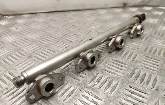 Honda Civic X Fuel main line pipe 9212U