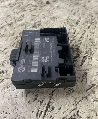 Audi A4 S4 B8 8K Door control unit/module 8K0959793