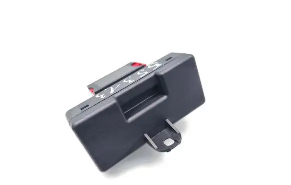 Opel Mokka B Seat heating relay 9810486880 20104134