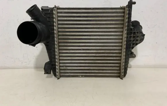 Audi Q7 4M Intercooler radiator 4M0145803BP