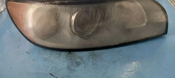 Volvo V50 Front reflector 
